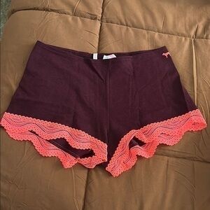 Victoria's Secret Pink Low Rise Lace Trim BoyShort Panty
